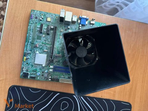 Монітор Fujitsu 22" 1680x1050 60Hz + Материнська плата Medion H110H4-EM з процесором Intel Core i3 6100