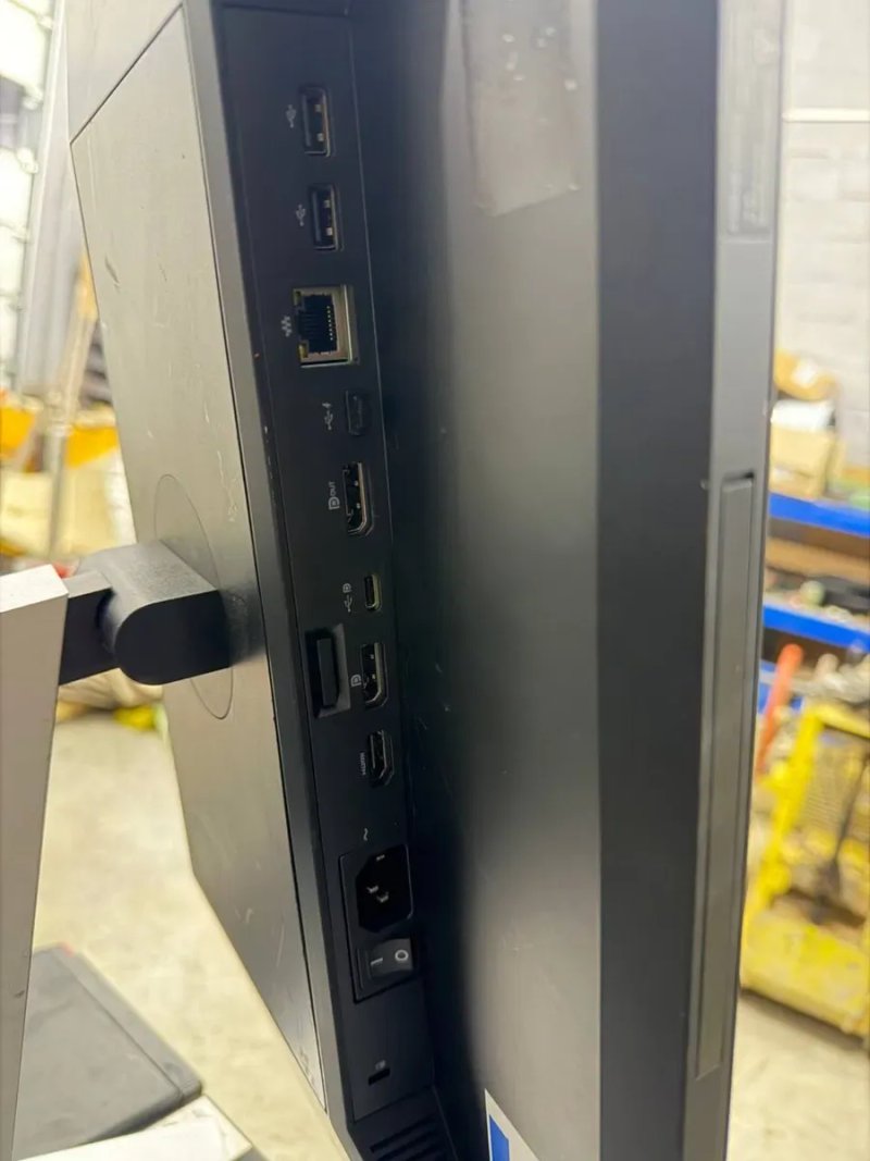 Монітор HP E27d G4 27” дюймів QHD 2K IPS 75Hz USB-C 100W — фото 4