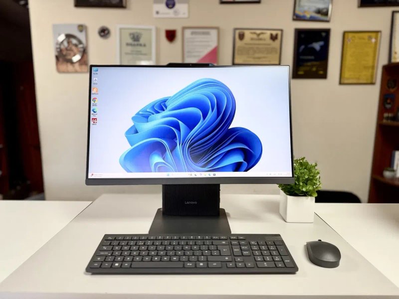 Моноблок Lenovo IdeaCentre 3 24ARR9 / Ryzen 5 7535HS / 16GB RAM / SSD 512GB / 24” FHD IPS — фото 6
