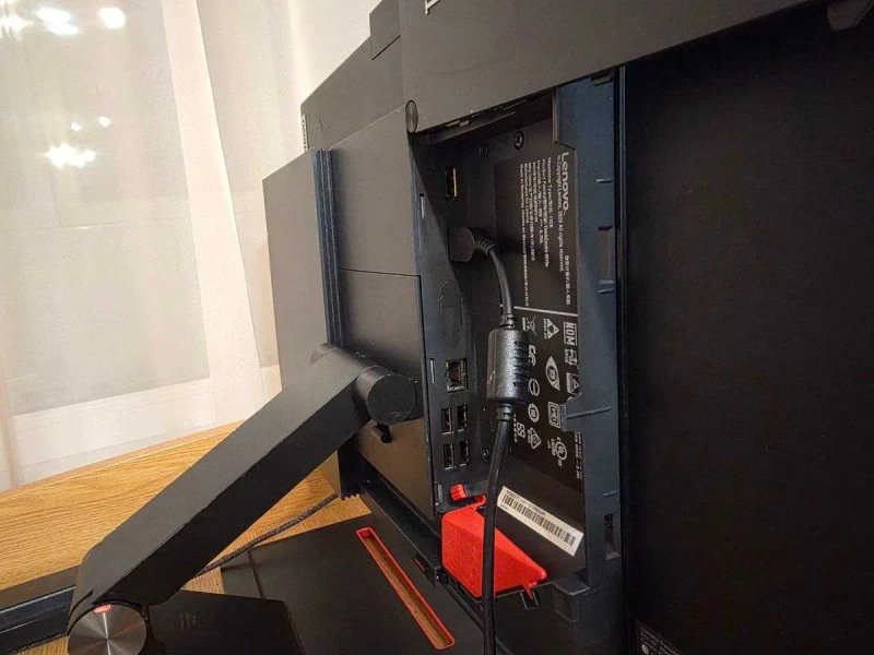 Моноблок Lenovo ThinkCentre M70A: i5 10400 / 12Gb DDR4 / SSD / HDD — фото 2