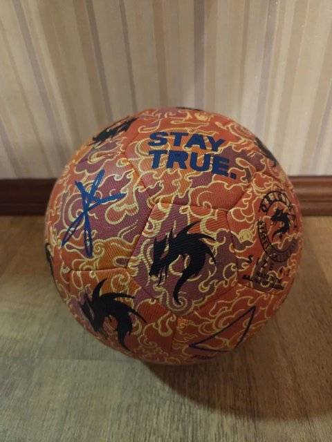 MONTA Street Soccer Ball 4.5 Fire