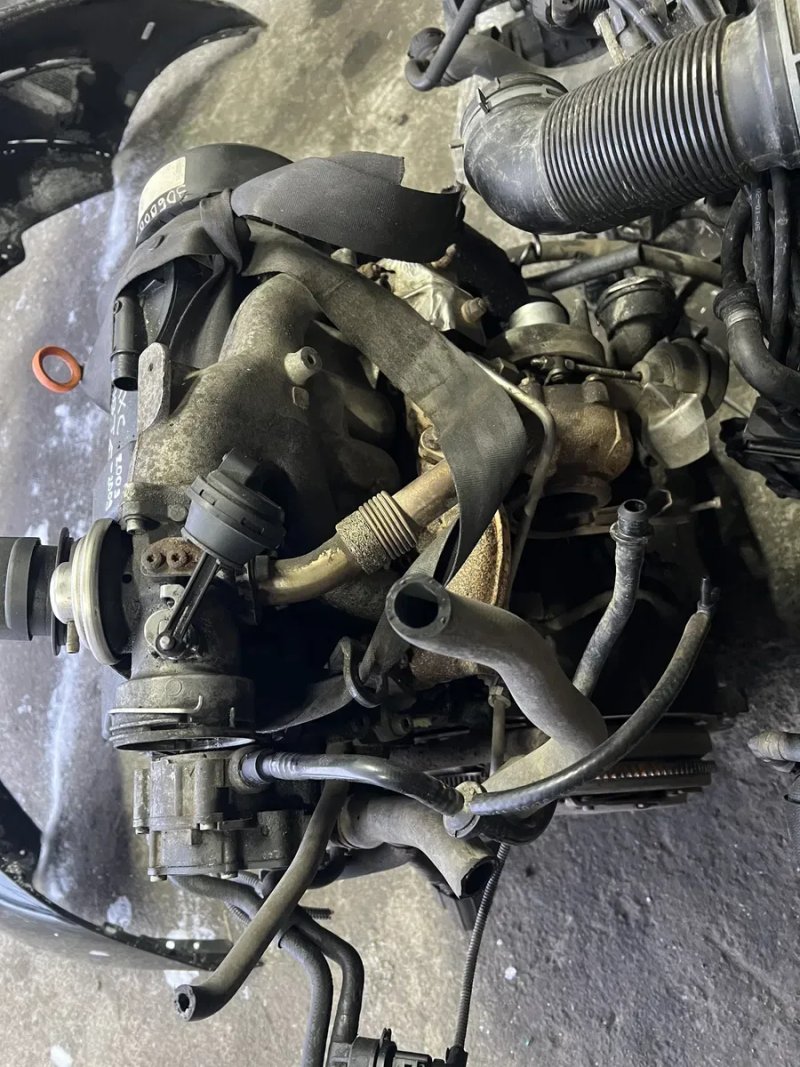 Мотор Двигатель двигун 1.9 AXC Volkswagen T5 — фото 3