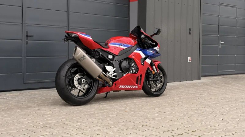 Мотоцикл HONDA CBR 1000 RR-R Fireblade — фото 3