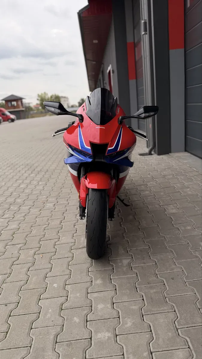 Мотоцикл HONDA CBR 1000 RR-R Fireblade — фото 8