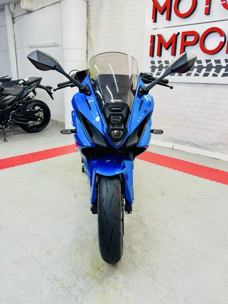 Мотоцикл Suzuki GSX-8R 2024 р ABS TC в оригіналі тільки з Японії — фото 2