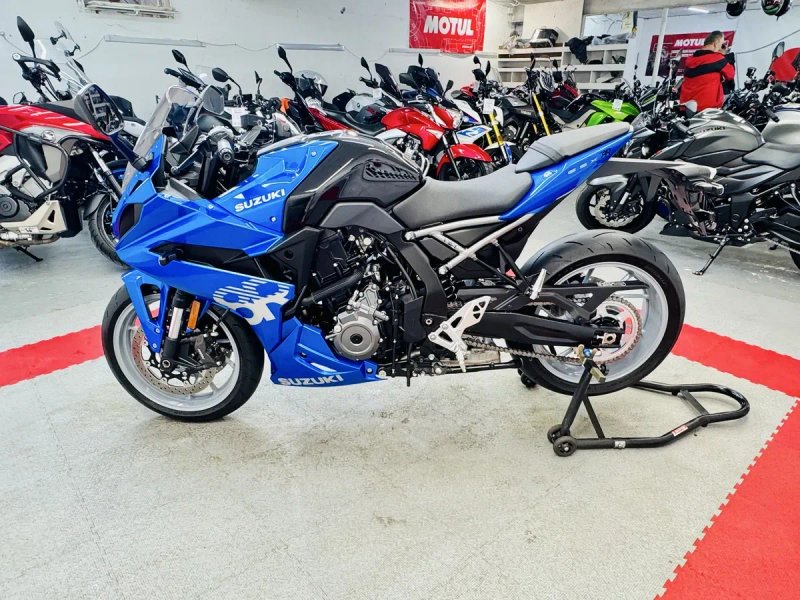 Мотоцикл Suzuki GSX-8R 2024 р ABS TC в оригіналі тільки з Японії — фото 8