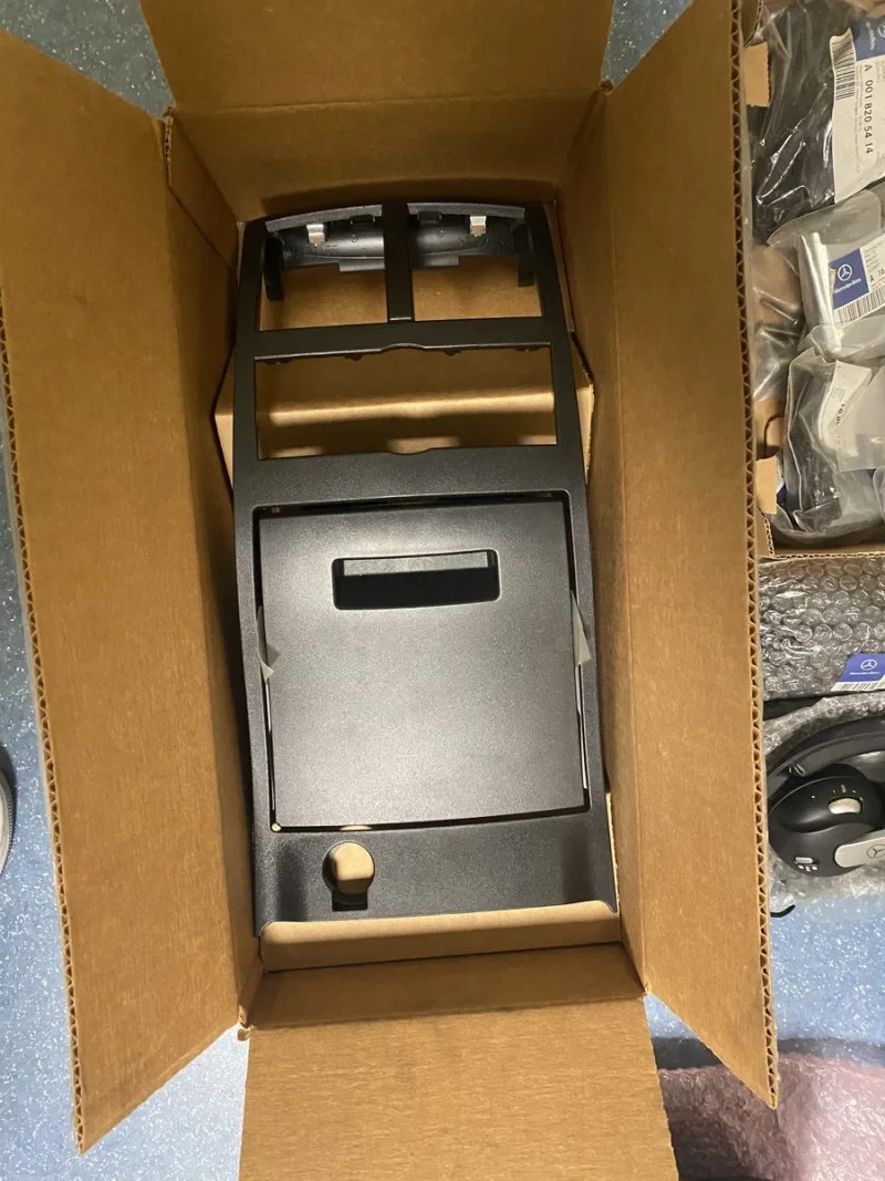 Multi media мониторы телевизор cd-changer Мерседес ML GL 164 R 251 — фото 6