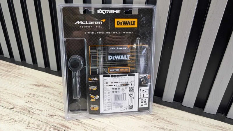 Набір біт DeWalt McLaren з кутовим тримачем  DT70782-QZ 33 шт. FlexTorq — фото 4