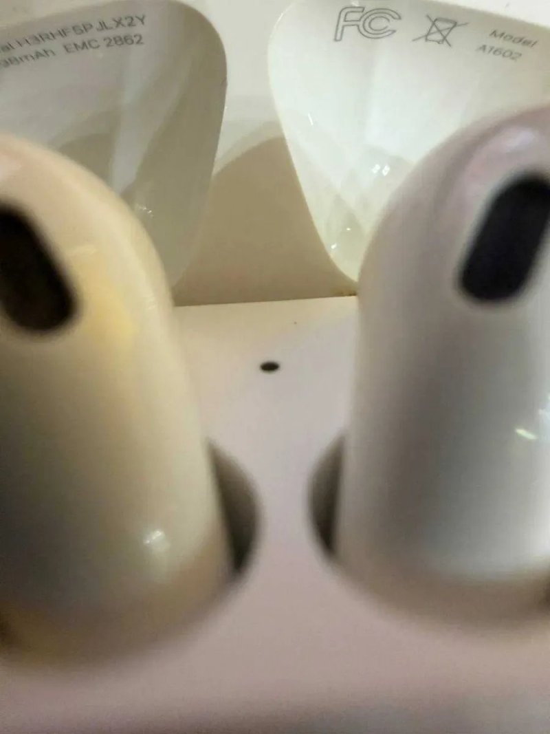 Навушкники airpods 2 (a1602) + ПОДАРУНОК КЕЙС МакФлури — фото 4