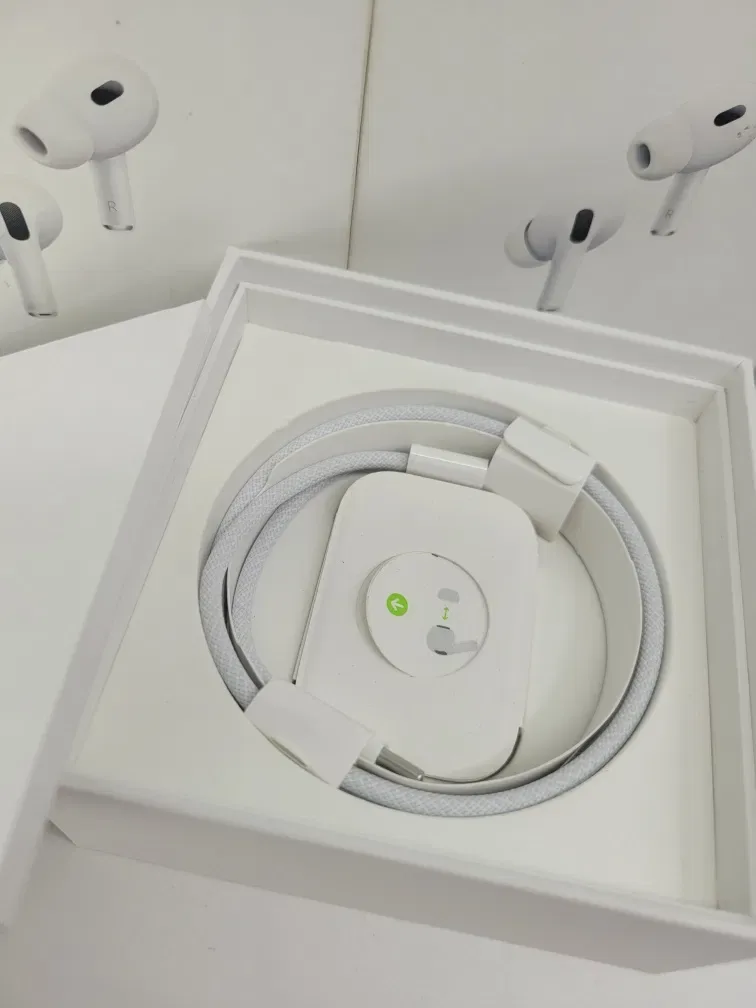 Навушники AirPods 4 ANC — фото 2
