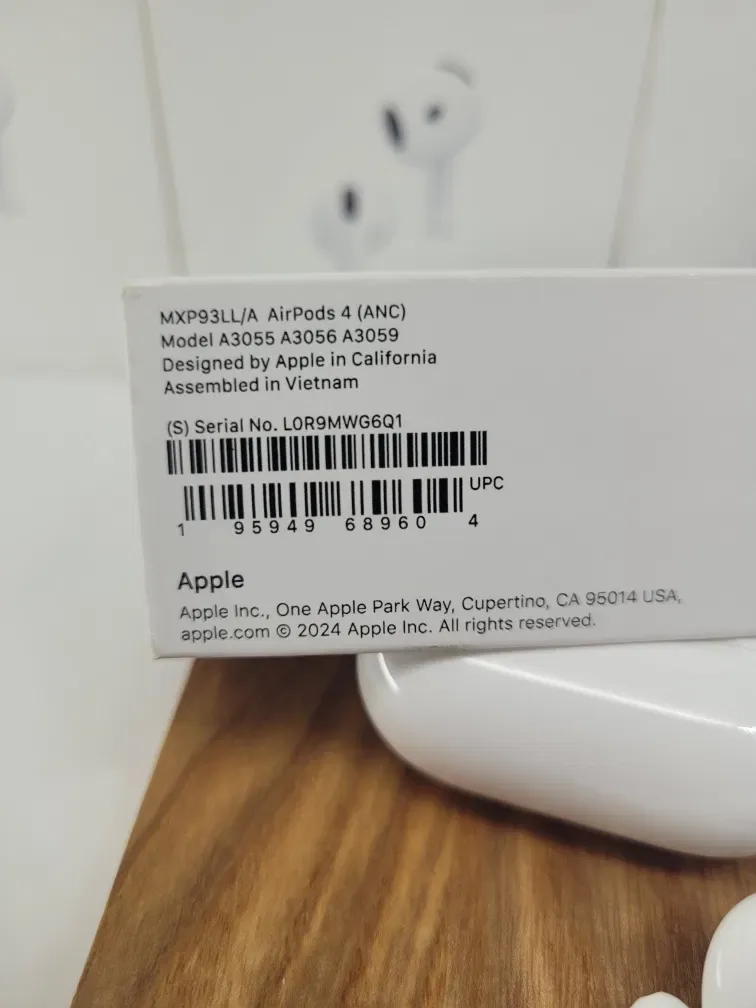 Навушники AirPods 4 ANC — фото 8