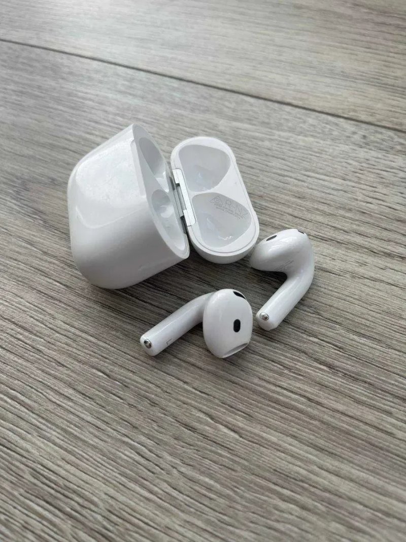 Навушники AirPods 4 (MXP63) — фото 3