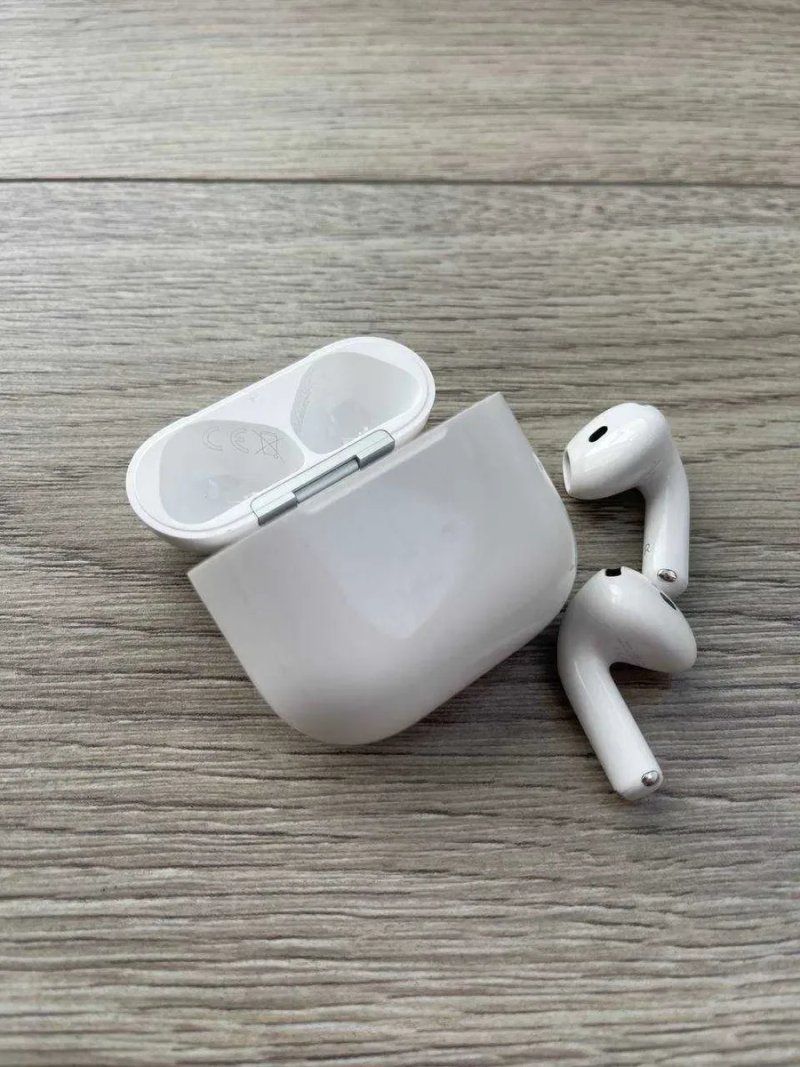 Навушники AirPods 4 (MXP63) — фото 4