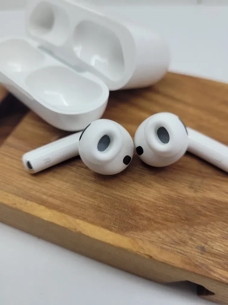 Навушники AirPods Pro 3 — фото 5
