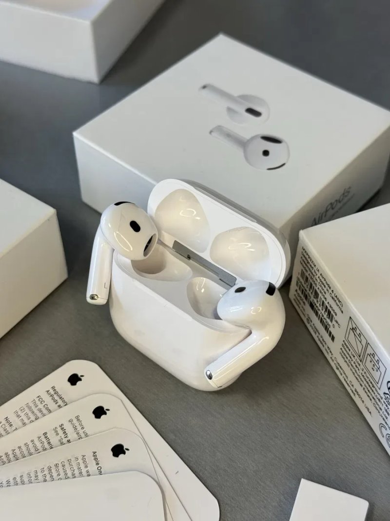 Навушники Apple AirPods 4 (ANC Шумоподавлення) — фото 2