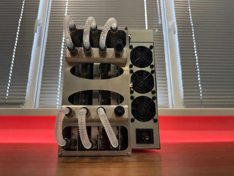 Наявність! Asic Antminer S21 Hydro 200 Th на водоблоках + Гарантія, асік, майнер — фото 3