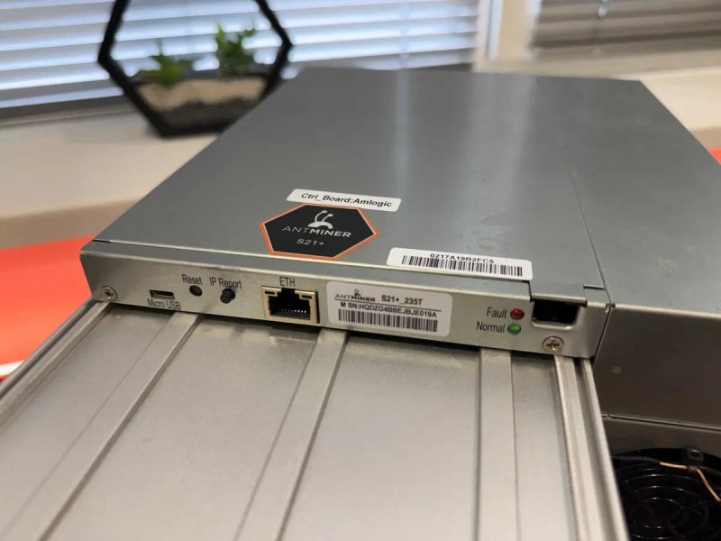 Наявність! Asic Antminer S21+ Hydro 235 Th на водоблоках + Гарантія, асік, майнер — фото 3