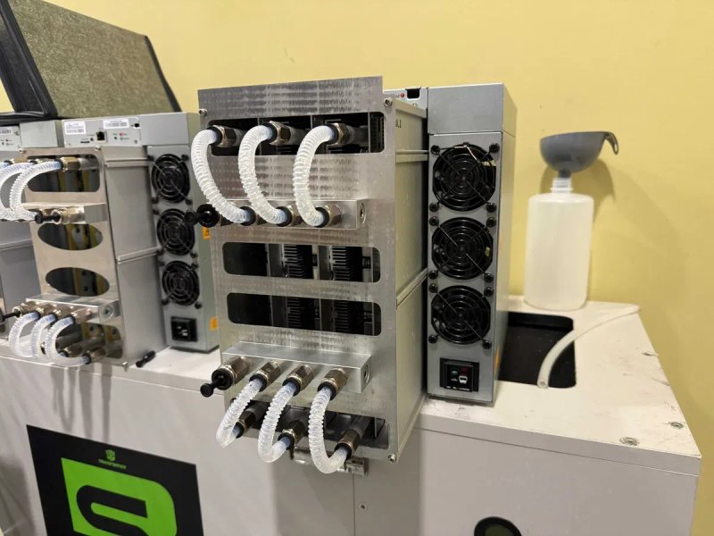Наявність! Asic Antminer S21+ Hydro 235 Th на водоблоках + Гарантія, асік, майнер — фото 4
