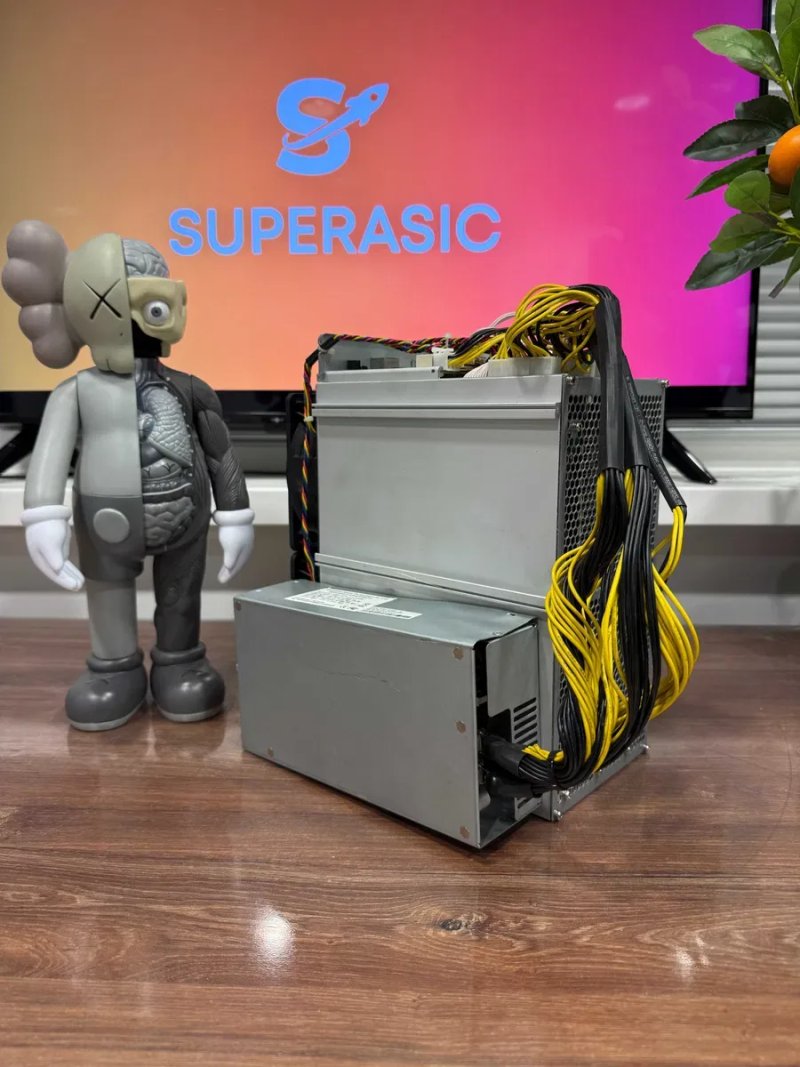 Наявність! Майнери Asic Antminer Z15 420 k/Sol, дохід $660/ місяць — фото 8