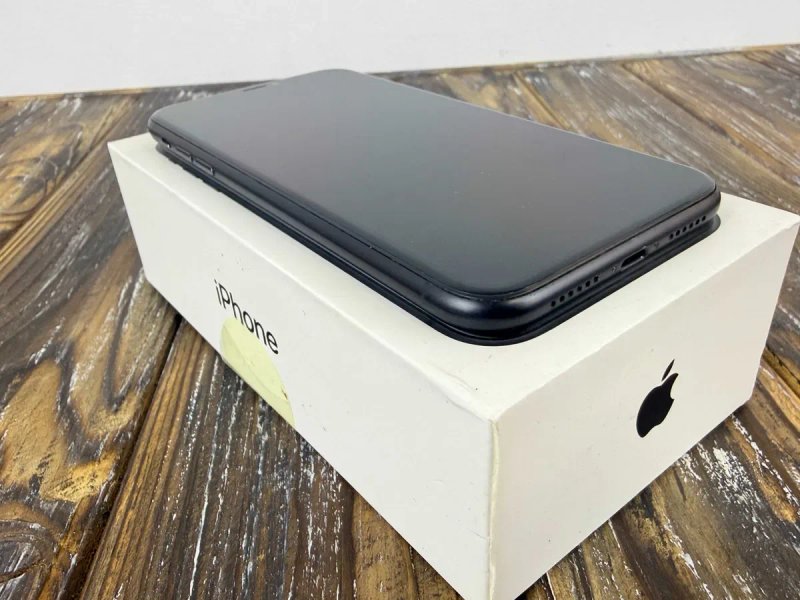 Недорогий Преміальний Смартфон Apple Iphone XR Black /Apple A12 Bionic/64 GB /ГАРАНТІЯ — фото 6