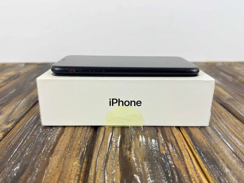 Недорогий Преміальний Смартфон Apple Iphone XR Black /Apple A12 Bionic/64 GB /ГАРАНТІЯ — фото 8