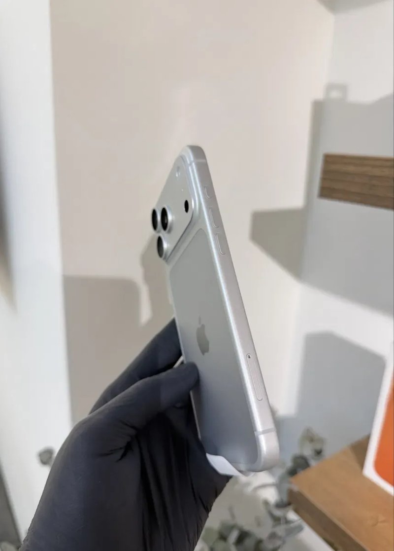 NEW iPhone 18 Pro Max 256Gb Silver Європа, Фізична Sim! — фото 2
