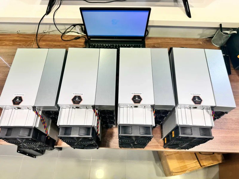NEW Майнер! Asic Bitmain Antminer S21 200 Th Civitek miner + Гарантія — фото 5