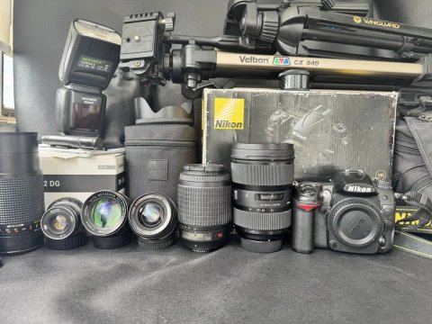 Nikon D7000,+ обʼєктиви+обладнання