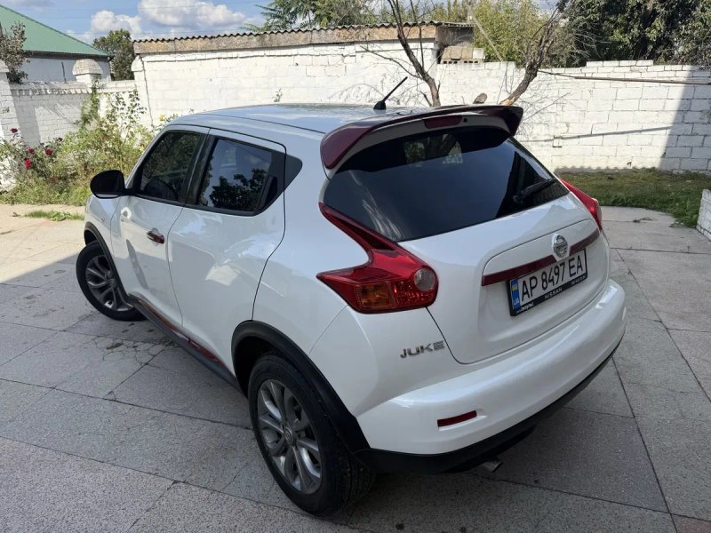Nissan Juke 1.6 — фото 4