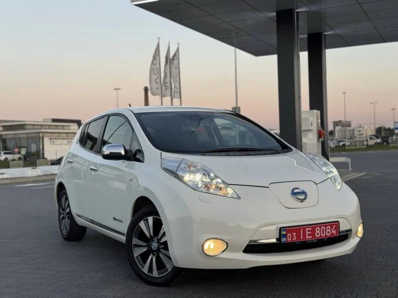 Nissan Leaf Tekna — фото 3