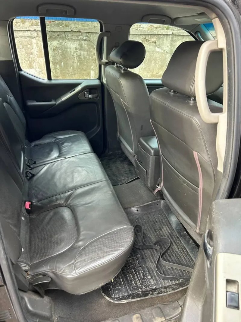 Nissan Navara D40 2006 рік 2,5 Дизель Механіка Повний привід 4Х4 Гарний Пікап — фото 6