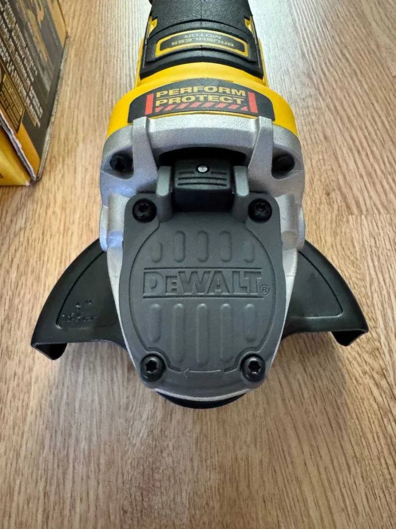Нова оригінальна акумуляторна болгарка УШМ DeWalt DCG410 20V з США 2026 рік збірка — фото 6
