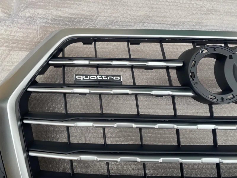 Нова Решітка радіатора Audi Q7 4m  решетка радиатора ауди кью 7 — фото 4