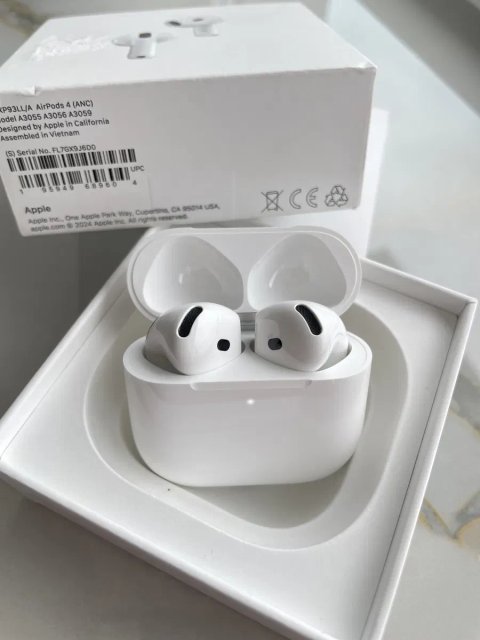 НОВІ Apple AirPods 4th Generation with Active Noise Cancellation (MXP93LL/A)