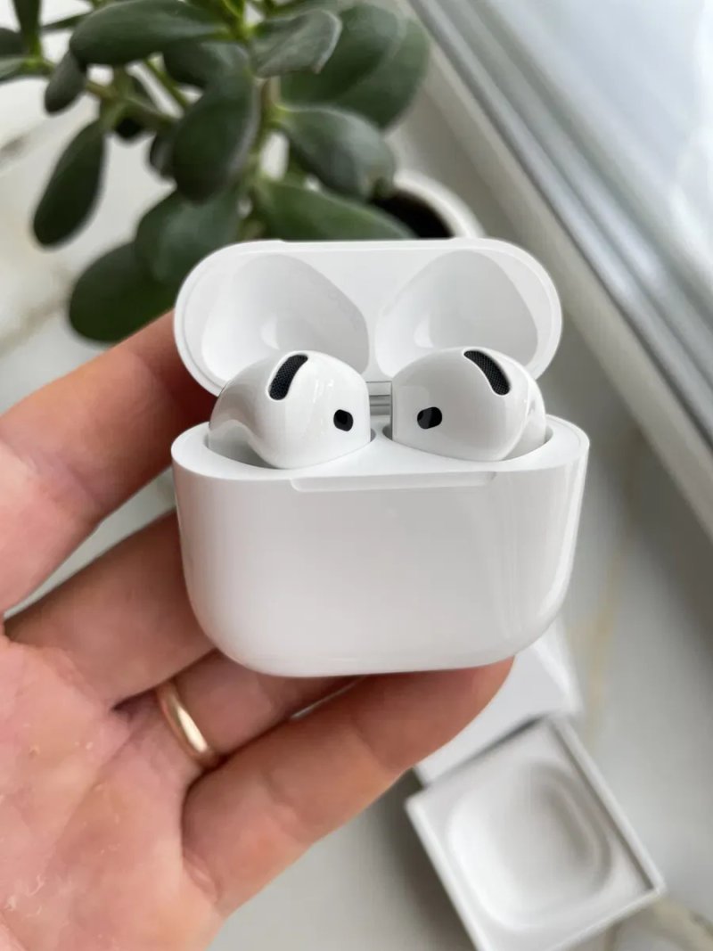 НОВІ Apple AirPods 4th Generation with Active Noise Cancellation (MXP93LL/A) — фото 2