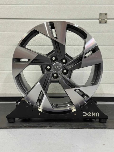 Нові диски 5x112 R20 Орігінал Audi E tron Q3 Q4 Q5 SQ5 Q7 Q8 A4 A5 A6 A7 A8 VW Touareg Tiguan Amarok ID 4 ID5 6 Kodiaq