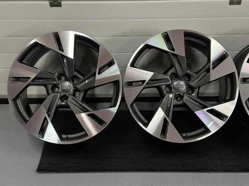 Нові диски 5x112 R20 Орігінал Audi E tron Q3 Q4 Q5 SQ5 Q7 Q8 A4 A5 A6 A7 A8 VW Touareg Tiguan Amarok ID 4 ID5 6 Kodiaq — фото 4