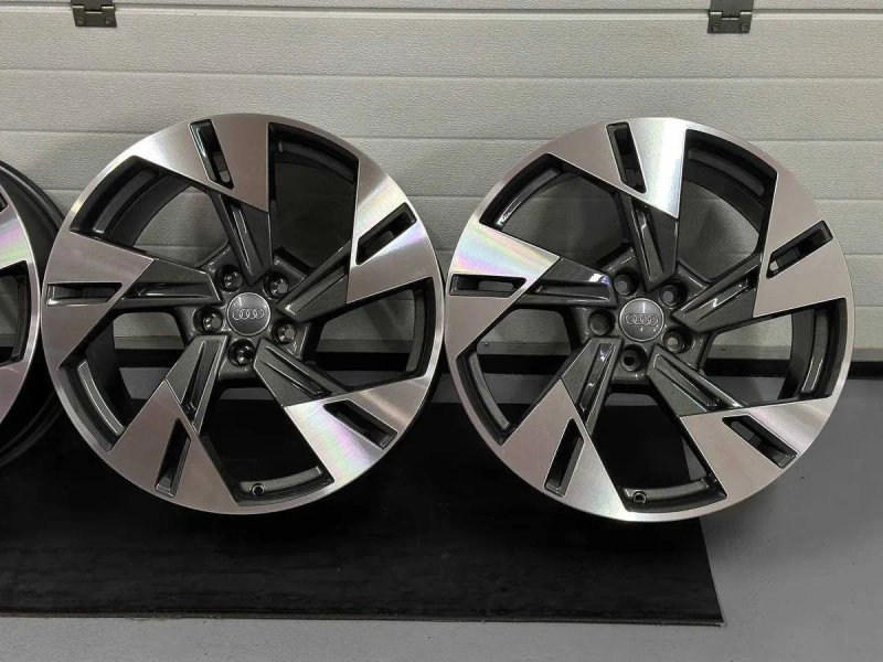 Нові диски 5x112 R20 Орігінал Audi E tron Q3 Q4 Q5 SQ5 Q7 Q8 A4 A5 A6 A7 A8 VW Touareg Tiguan Amarok ID 4 ID5 6 Kodiaq — фото 5