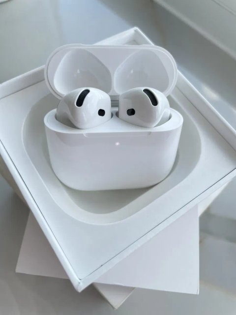НОВІ Open Box Apple AirPods 4 (MXP63LL/A)