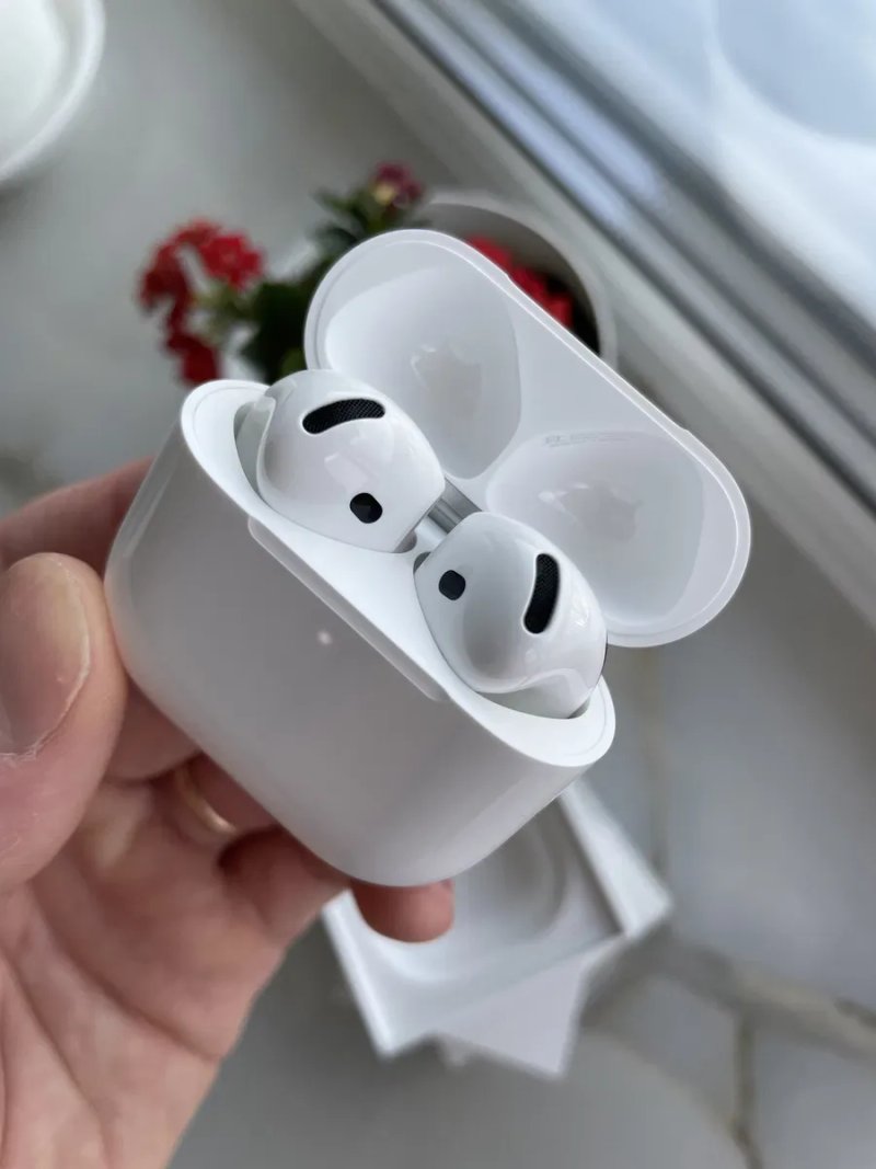 НОВІ Open Box Apple AirPods 4 (MXP63LL/A) — фото 2