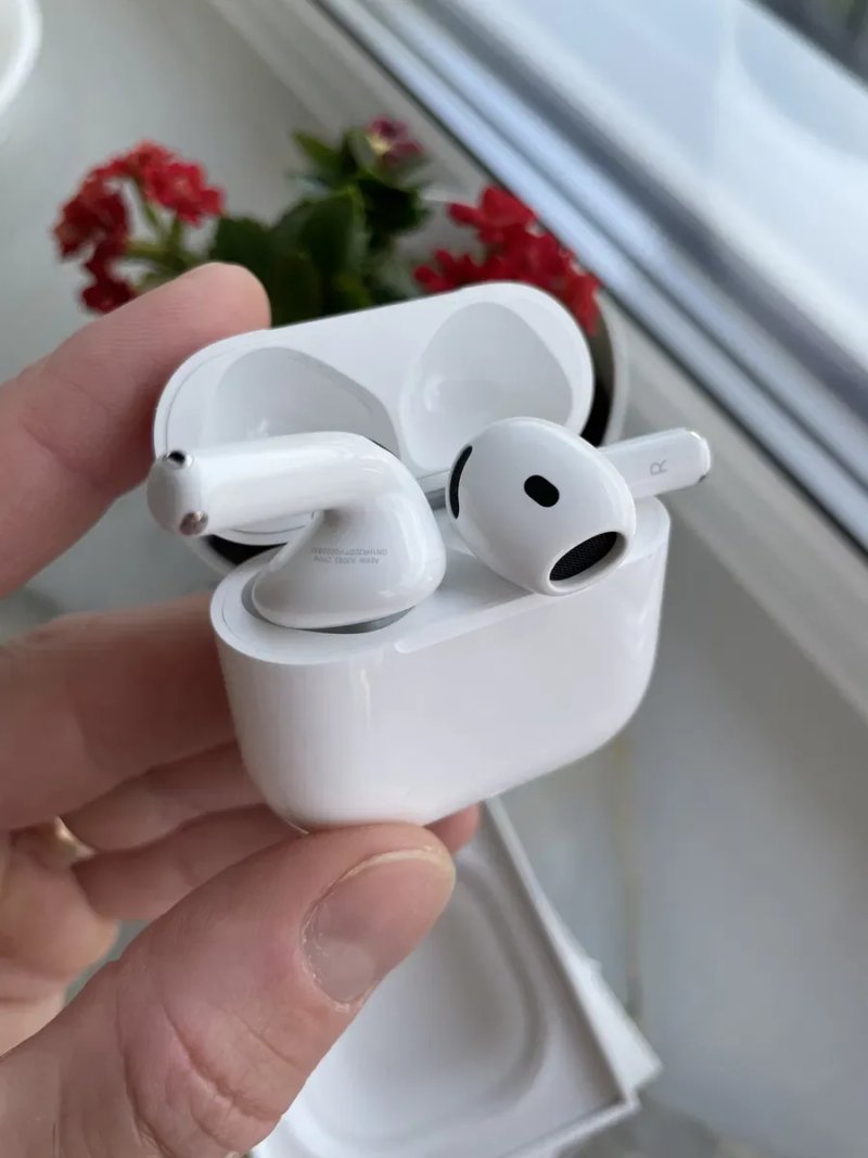 НОВІ Open Box Apple AirPods 4 (MXP63LL/A) — фото 5