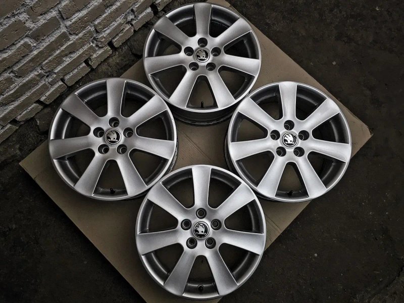 Нові R17 5x112 | Original | Germany | Skoda/Volkswagen/Seat/Audi/Cupra.. | VAG | Рідна фарба, ідеальний заводський стан, без дефектів | Преміум диски — фото 5