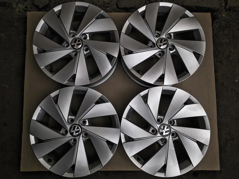 Нові R17 5x112 | Original | Volkswagen/Skoda/Seat/Audi/Cupra... | VAG | Комплект / 4шт | Рідна фарба, ідеальний заводський стан | Преміум диски — фото 3