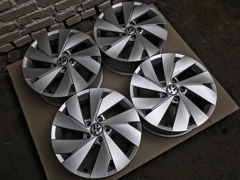 Нові R17 5x112 | Original | Volkswagen/Skoda/Seat/Audi/Cupra... | VAG | Комплект / 4шт | Рідна фарба, ідеальний заводський стан | Преміум диски — фото 4
