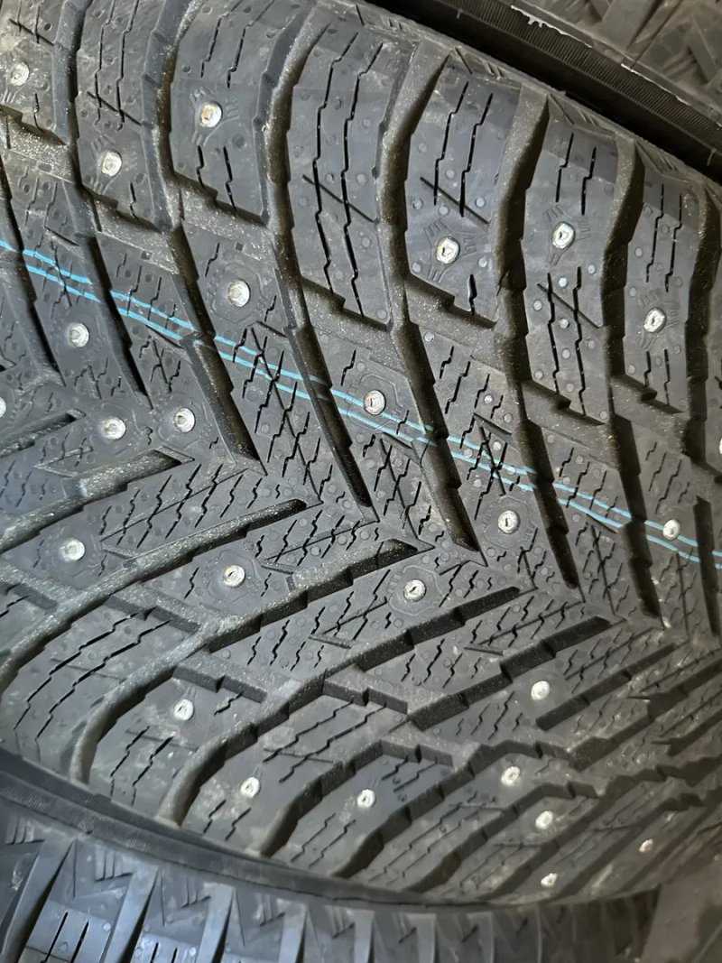 Нові шини 275/45/20 Nokian R20 Finland комплект зима — фото 4