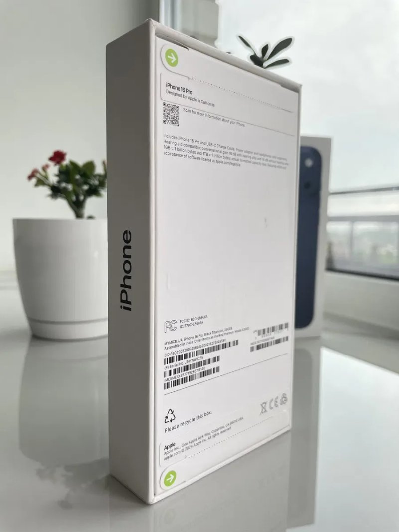 НОВИЙ Apple iPhone 16 Pro Black 256 Gb Never Lock — фото 2