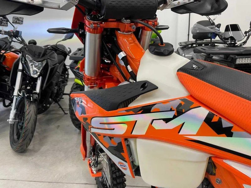 Новий STN V8 Enduro Рівне Артмото — фото 4