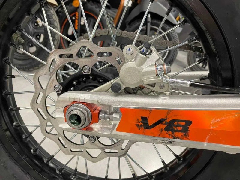 Новий STN V8 Enduro Рівне Артмото — фото 7
