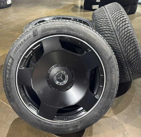 Новий зимовий комплект диски Monoblock + гума 285/45 Michelin Pilot Alpin 5 SUV R22 на Mercedes G Class Кубик G63