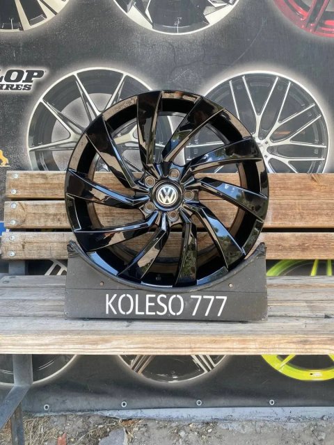 777 Новые черные диски R18 5/112 VW Passat Arteon Jetta Skoda Superb O